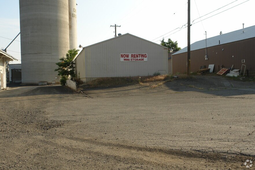 More Photos Of 10 G St, Cheney Self Storage For Sale