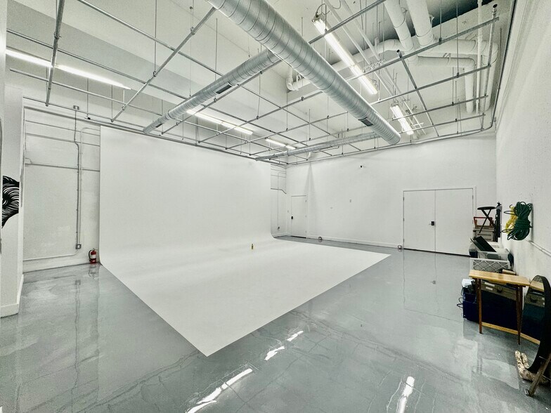 More Photos Of 40 SW 13th St, Miami Office Residential For Lease