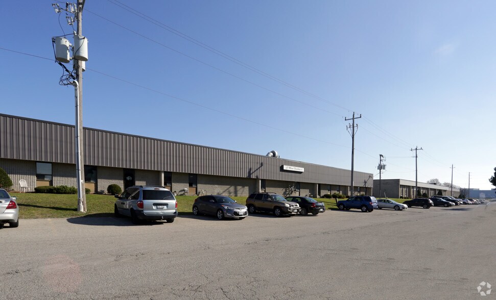 More Photos Of 180 Sheldon Dr, Cambridge Warehouse For Lease