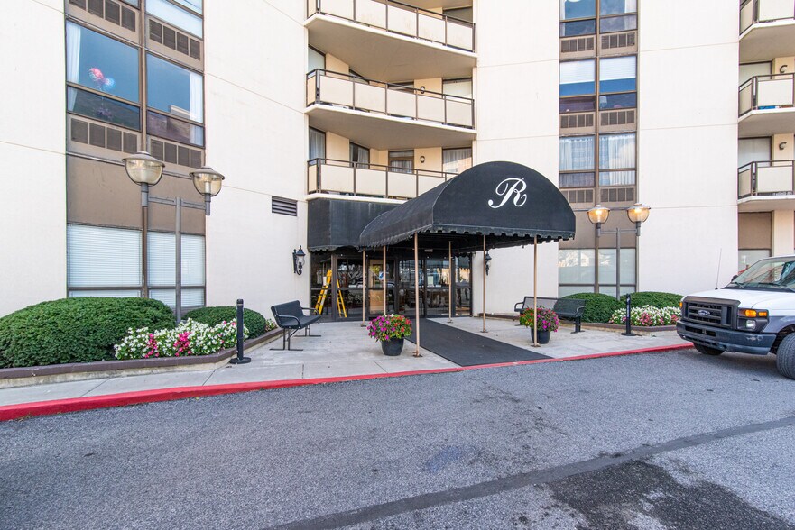 More Photos Of 205 E Joppa Rd, Towson Apartments For Sale