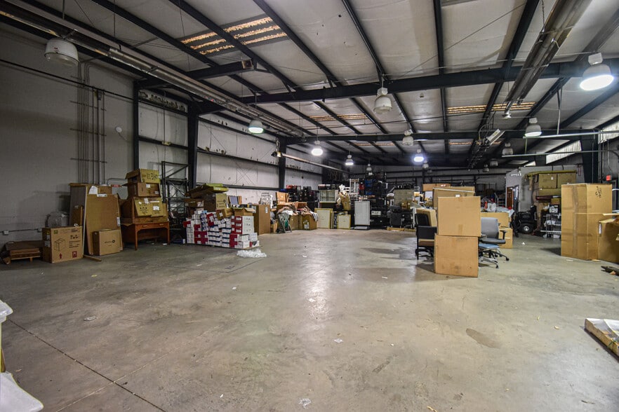 More Photos Of , Tuscaloosa Unknown For Sale