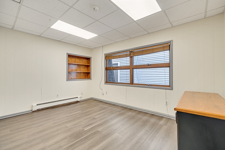 More Photos Of 107 Stuyvesant Ave, Lyndhurst Office For Lease