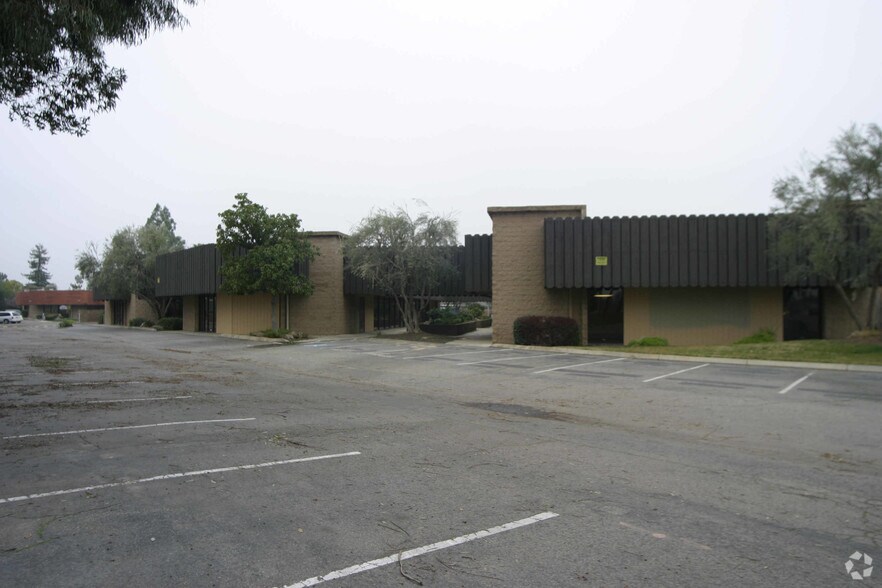 More Photos Of 4545 N West Ave, Fresno Office For Lease