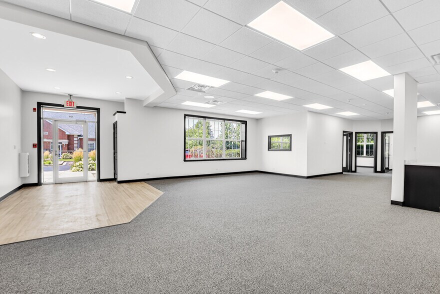 More Photos Of 11504 W 183rd St, Orland Park Medical For Sale