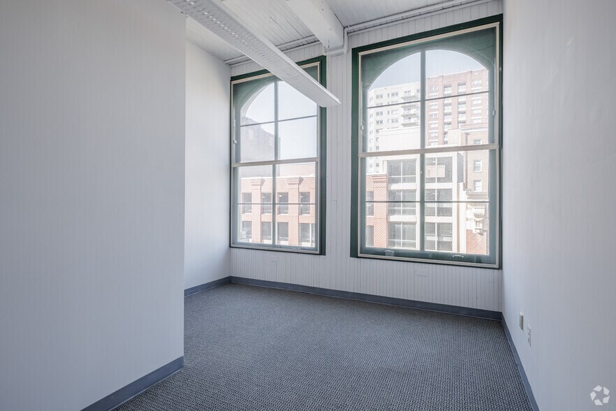 More Photos Of 307 W Baltimore St, Baltimore Loft Creative Space For Lease