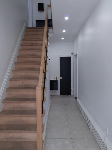 More Photos Of 101 Stage Rd, Monroe Office For Sale