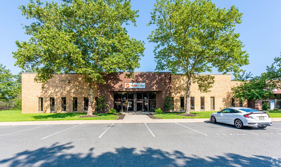 More Photos Of 60 Chapin Rd, Pine Brook Unknown For Lease