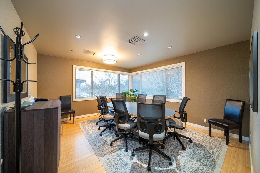 More Photos Of 1400 Broadway, Bellingham Office For Lease