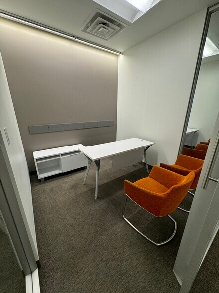 More Photos Of 6607 W Adams Ave, Temple Freestanding For Lease