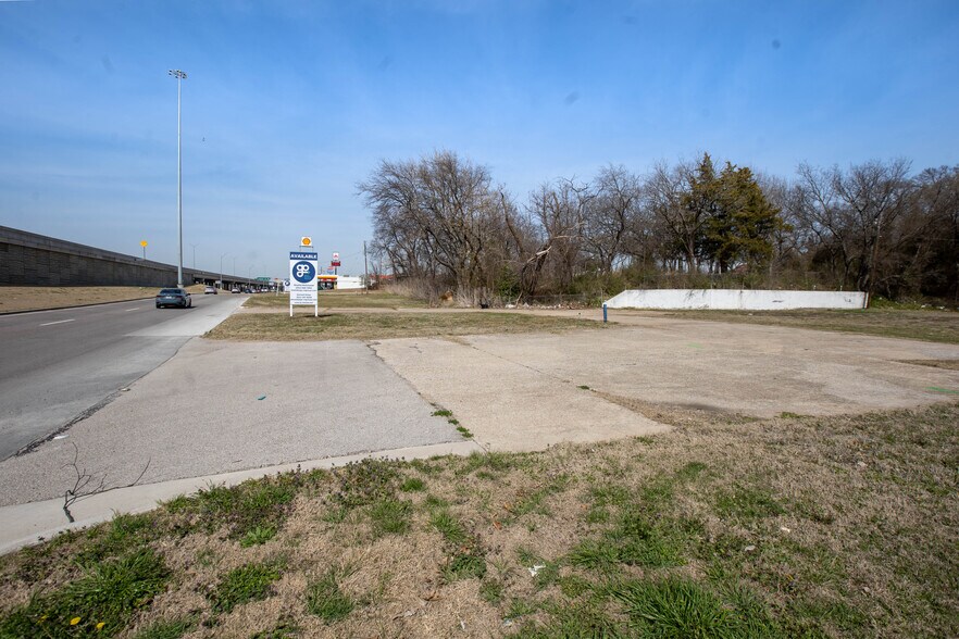 More Photos Of 323 S Sam Rayburn Fwy, Sherman Land For Sale