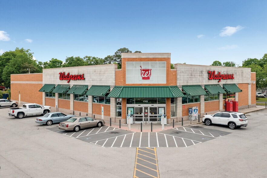 Primary Photo Of 115 W Main St, Beulaville Drugstore For Sale