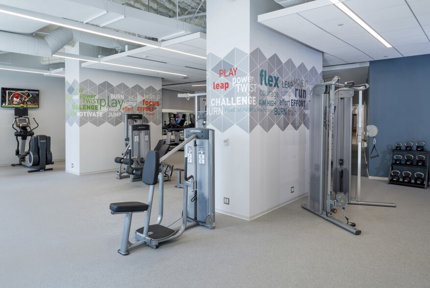 More Photos Of 601 New Jersey Ave NW, Washington Office For Lease