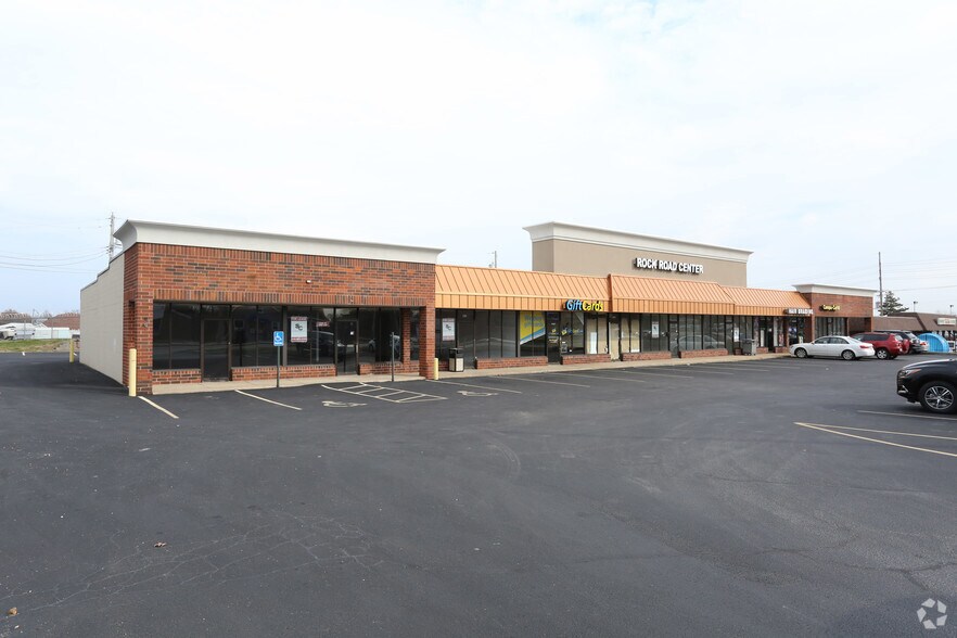 Primary Photo Of 11415-11435 St. Charles Rock Rd, Bridgeton General Retail For Lease