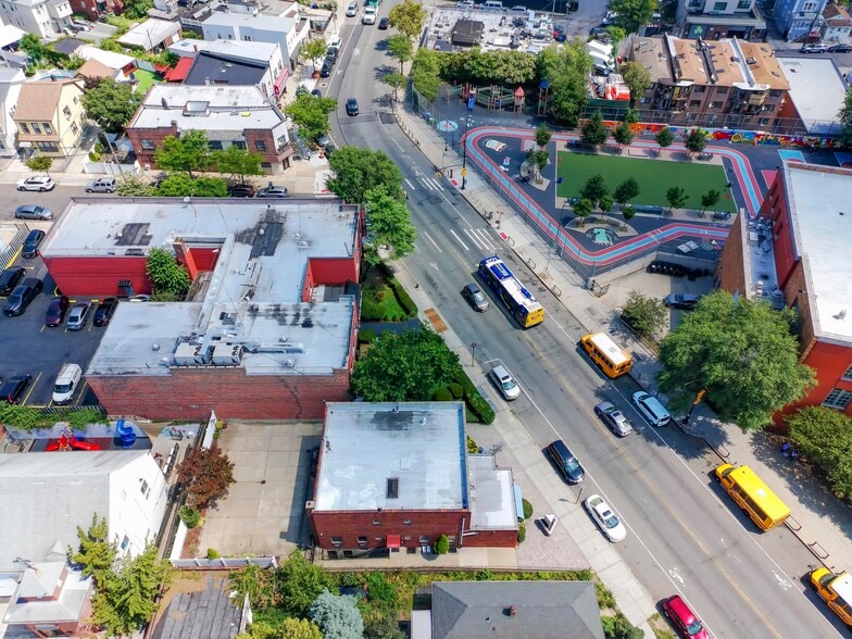 More Photos Of 72-41 Grand Ave, Flushing Medical For Lease