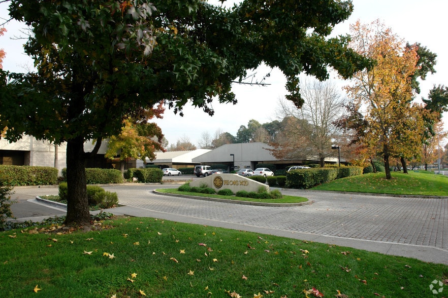 More Photos Of 1400 N Dutton Ave, Santa Rosa Medical For Sale