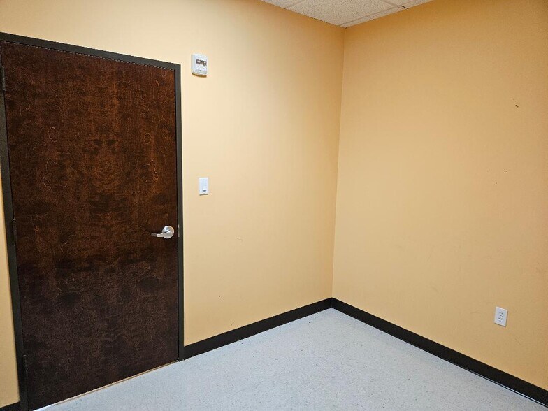 More Photos Of 19411 McKay Blvd, Humble Medical For Lease