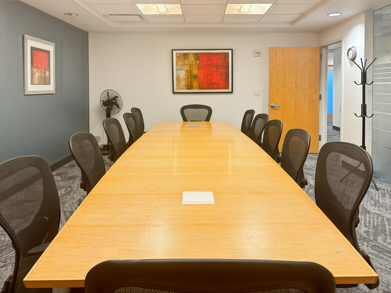 More Photos Of 500 W Putnam Ave, Greenwich Coworking Space