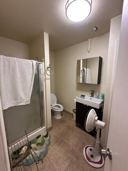 More Photos Of 6738 Greenbay Rd, Arbuckle Land For Lease