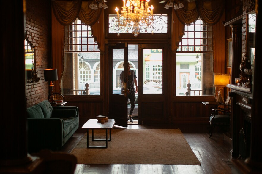 More Photos Of 303 E Main St, Hogansville Hospitality For Sale