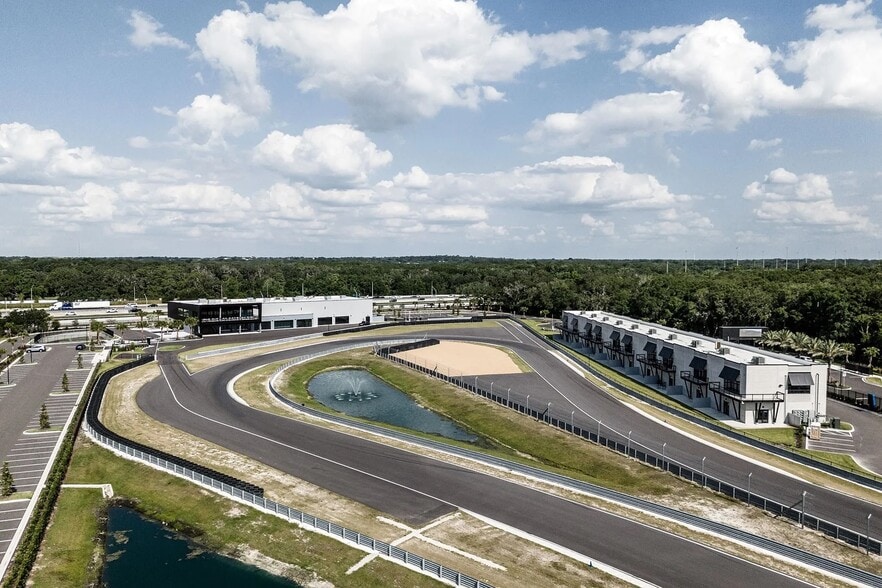 More Photos Of 6500 Motor Enclave Way, Tampa Racetrack For Lease
