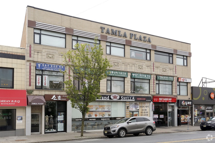 More Photos Of 232-234 Broad Ave, Palisades Park Storefront Retail Office For Lease