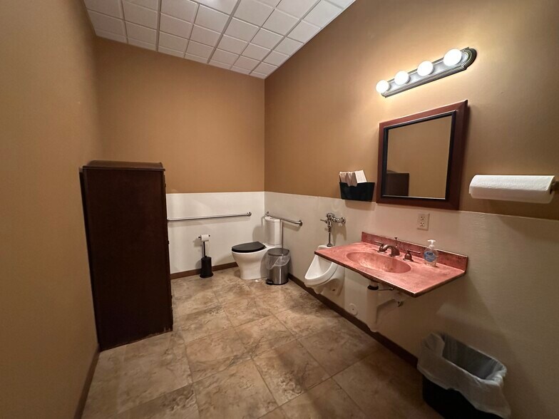 More Photos Of 278 E Court St, Iowa City Apartments For Sale