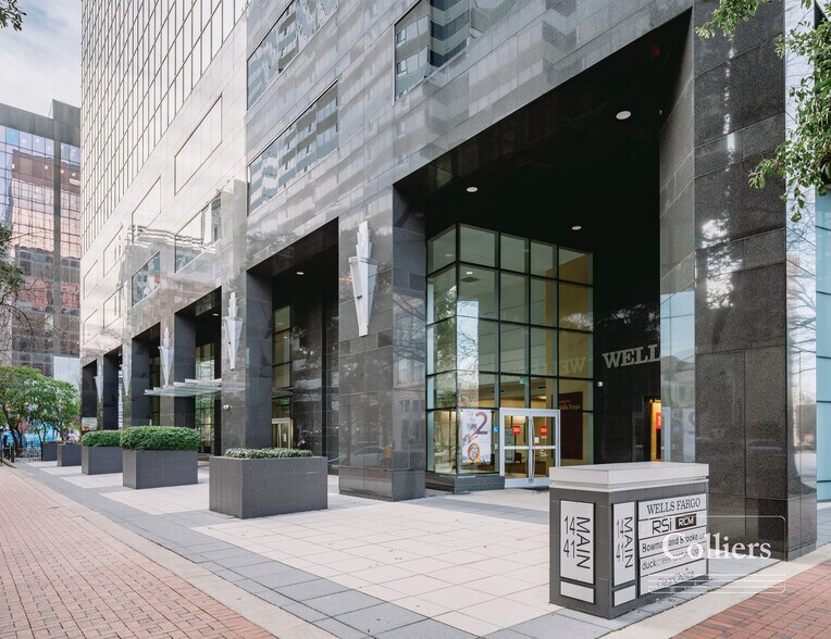 More Photos Of 1441 Main St, Columbia Office For Lease