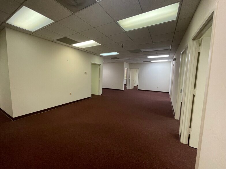 More Photos Of 7000 Infantry Ridge Rd, Manassas Office For Sale