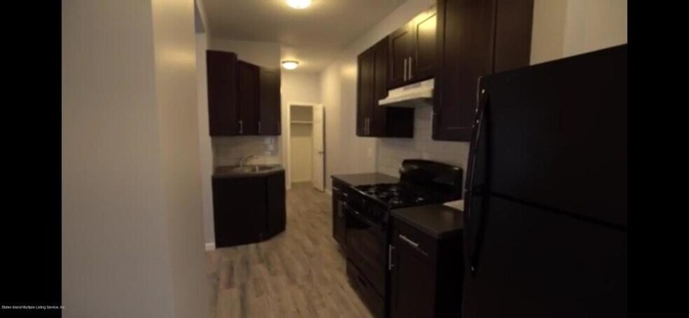 More Photos Of 27-29 Norwood Ave, Staten Island Apartments For Sale