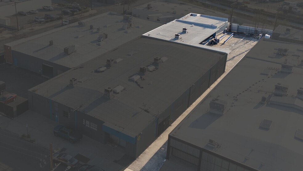 More Photos Of 315 S Flower St, Burbank Warehouse For Lease