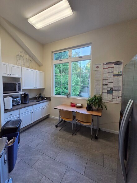 More Photos Of 20 A St, Framingham Office For Sale