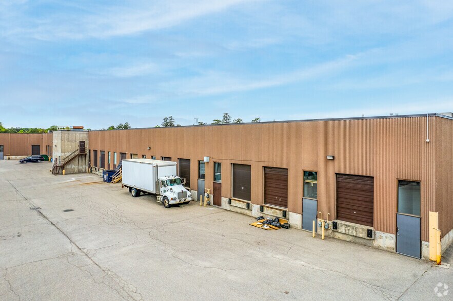 More Photos Of 1275 Morningside Ave, Toronto Warehouse For Lease