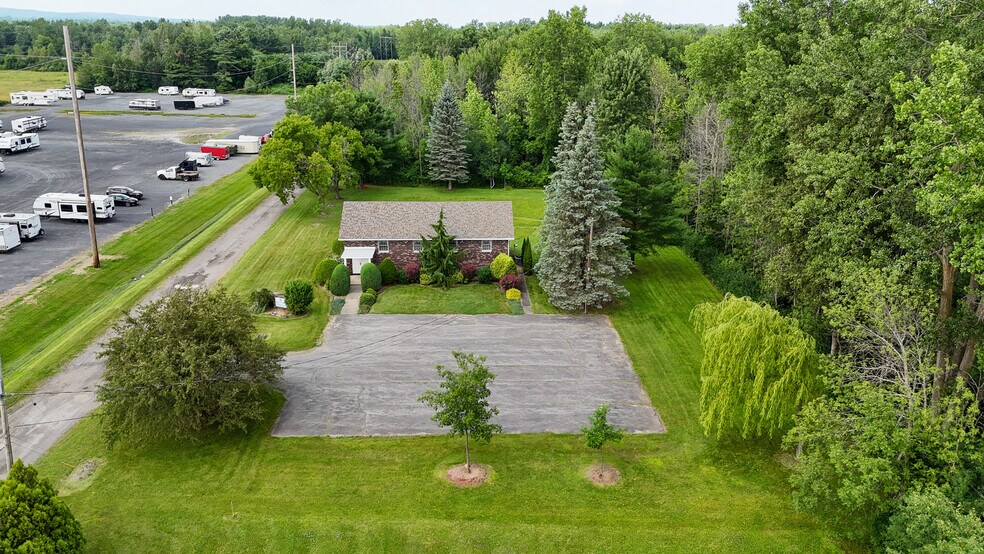 More Photos Of 228 Tom Miller Rd, Plattsburgh Flex For Sale