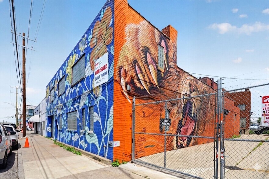 More Photos Of 2628 Orleans St, Detroit Warehouse For Sale