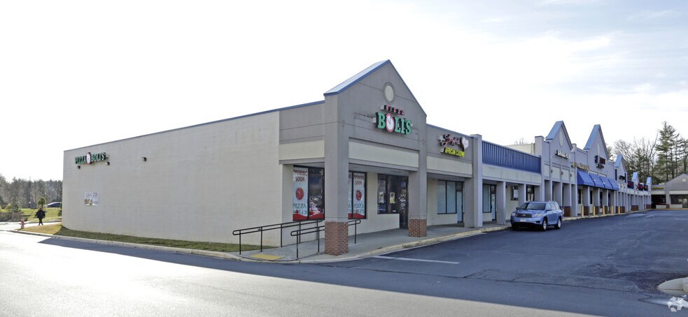 More Photos Of 10515-10631 Greenbelt Rd, Lanham General Retail For Lease