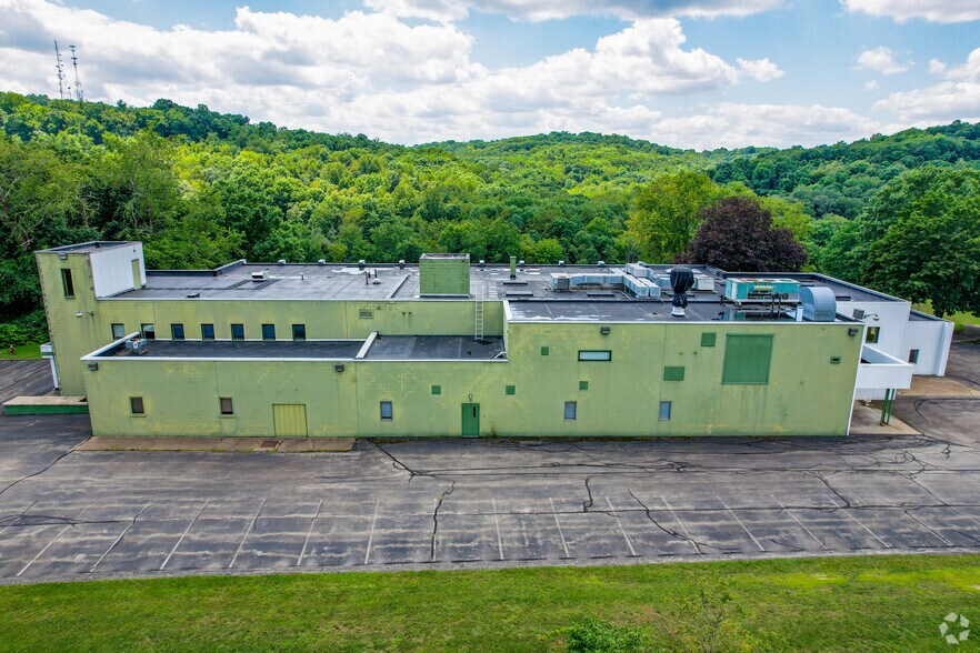 More Photos Of 520 Pleasant Valley Rd, Trafford Office For Sale