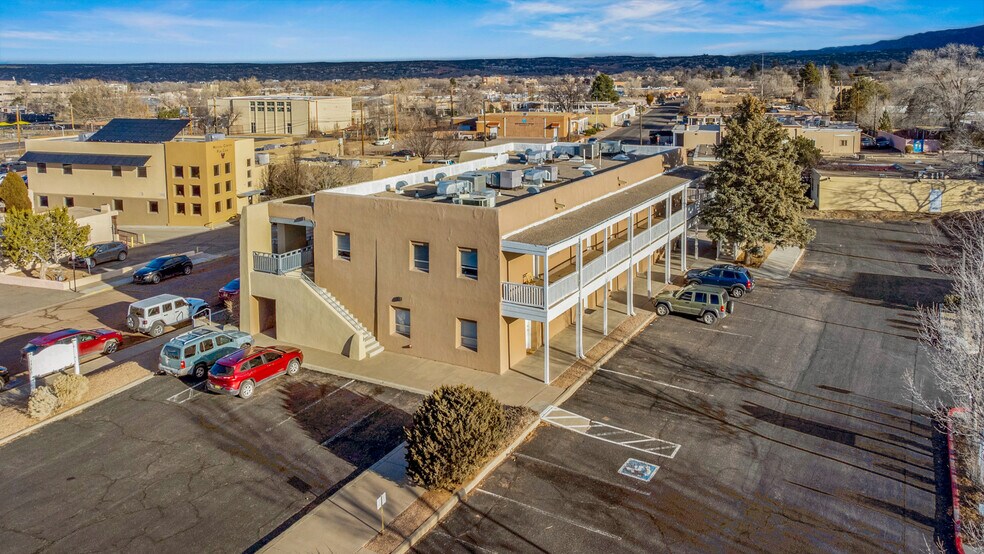 More Photos Of 1405 Luisa St, Santa Fe Office For Lease