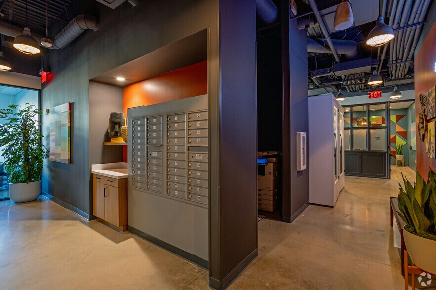 More Photos Of 7710 N FM 620 Rd, Austin Coworking Space