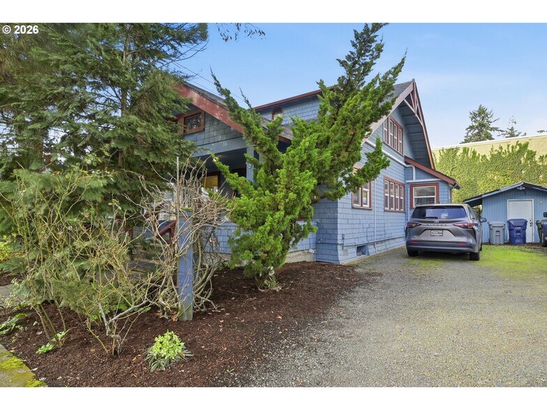 More Photos Of 245 W 13th Ave, Eugene Office For Sale