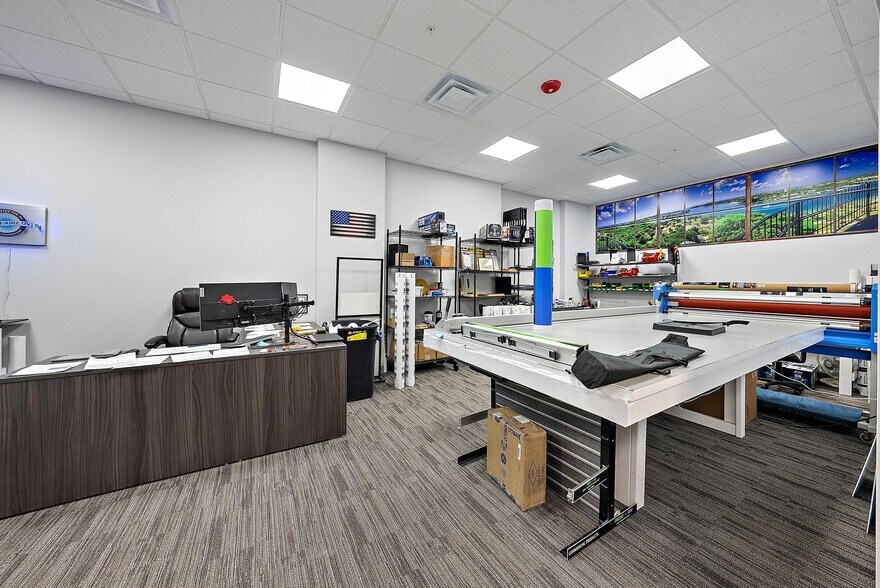 More Photos Of 3126 Jupiter Park Dr, Jupiter Warehouse For Sale