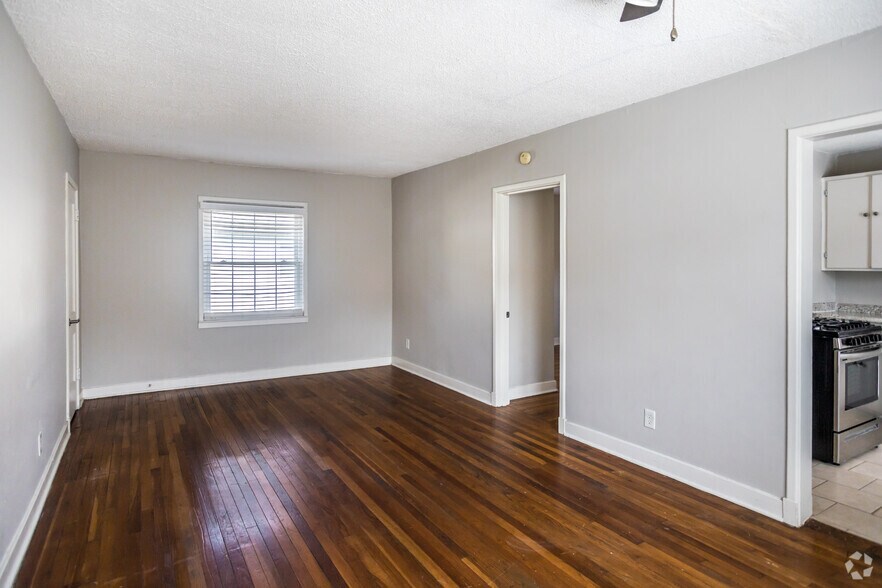 More Photos Of 2024 Jefferson Ave, Memphis Apartments For Sale