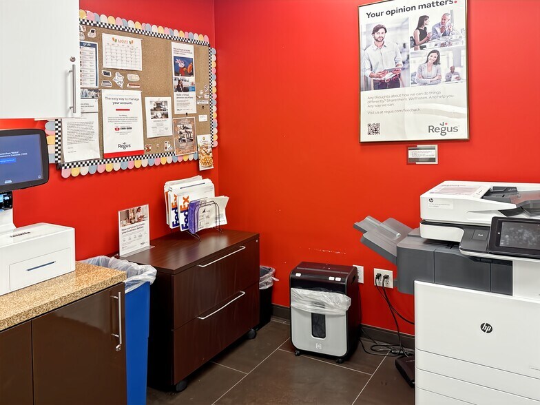 More Photos Of 17806 W Interstate 10, San Antonio Coworking Space