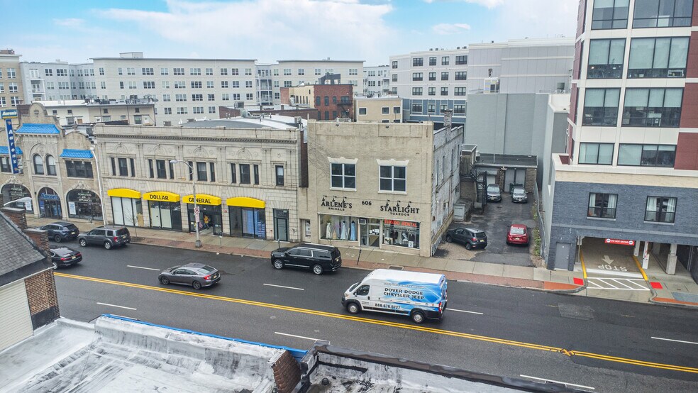 More Photos Of 606 Bloomfield Ave, Bloomfield Storefront Retail Office For Sale