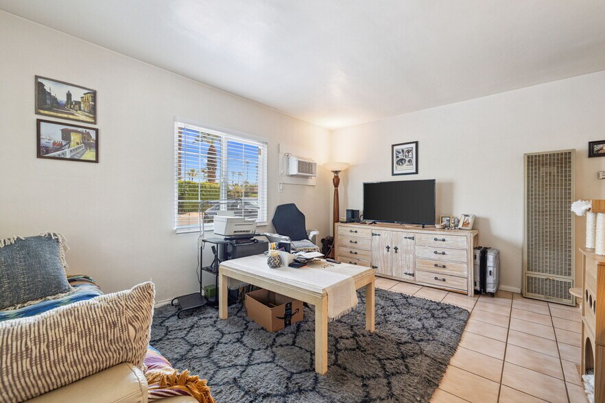 More Photos Of 1674 S Via Salida, Palm Springs Apartments For Sale