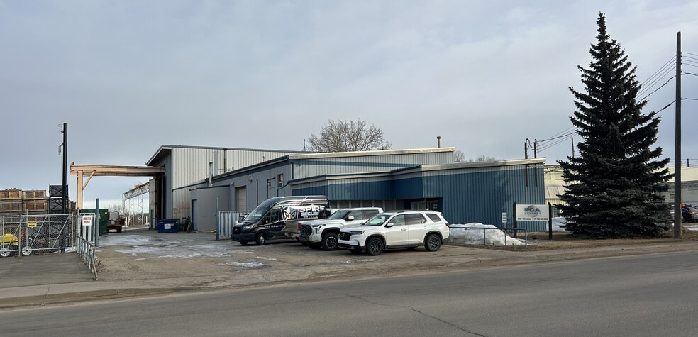 Primary Photo Of 7230 68th Ave NW, Edmonton Manufacturing For Sale