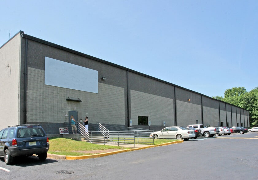 Primary Photo Of 2001 Lower Rd, Linden Warehouse For Lease