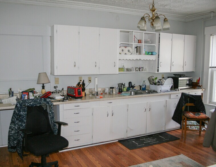 More Photos Of 40 Highland St, Ashland Apartments For Sale