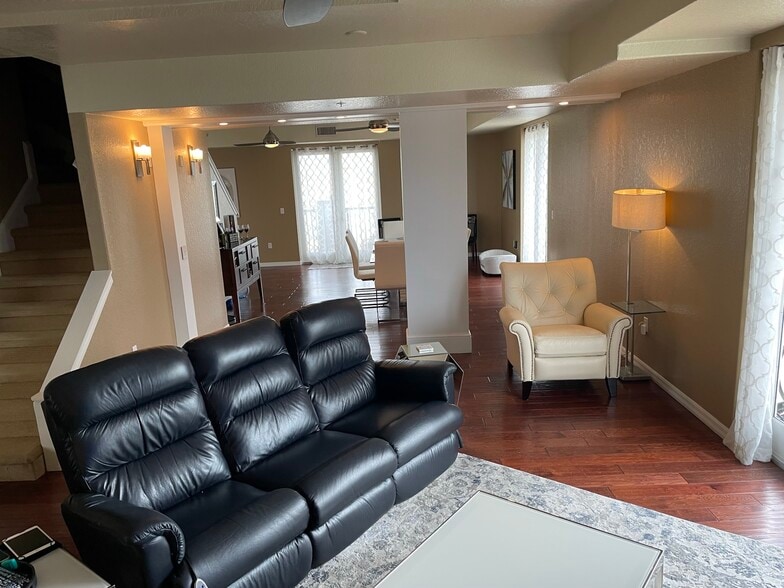 More Photos Of 128 S Beach St, Daytona Beach Apartments For Lease