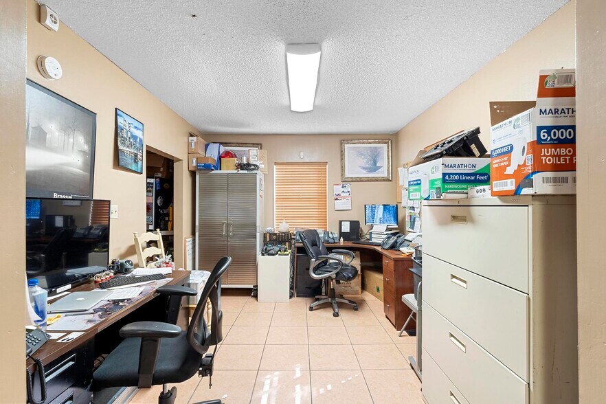 6307 Hansel Ave, Orlando, FL 32809 General Retail For Sale