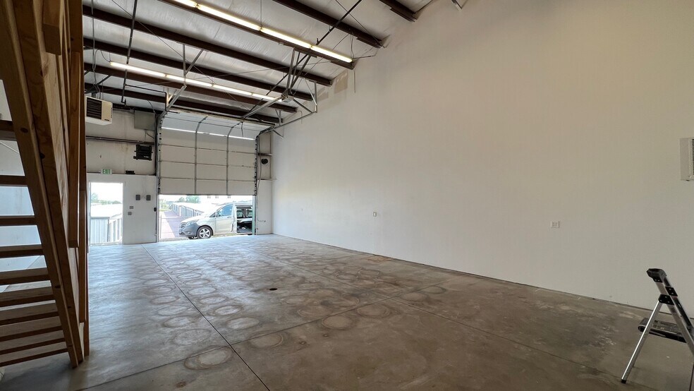 More Photos Of 7215 E Highway 24, Colorado Springs Warehouse For Lease